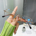 Hot Selling Fashionable Metal Frame Anti Blue Light Glasses Retro Small Oval Shape for Men and Women Optical Glasses Frames
