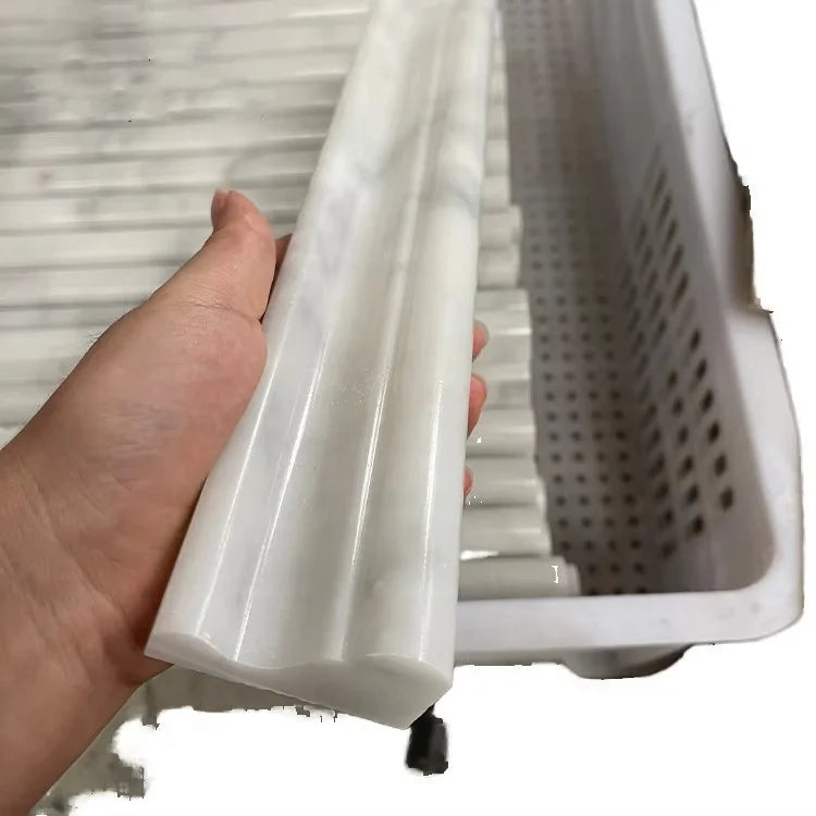 Carrara White Marble Crown Profiled Design for Wall Waist