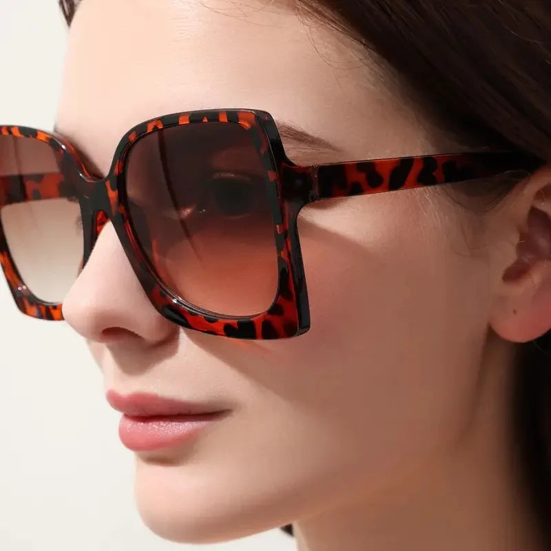 Hot Sale Luxury Fashion Polarized Sunglasses for Women Men Driving Anti-UV Anti-Glare Custom Design Wholesale