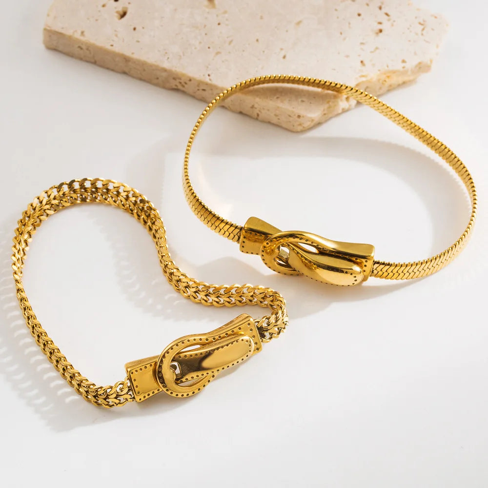 Luxury Design Magnetic Buckle Stainless Steel Bracelet Personality Trend Snake Bone Chain Fashion Bracelet for Women