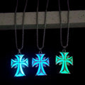Glowing in the Dark Cross Necklace for Men Green Blue Luminous Cross Pendant Necklace Hip Hop Faith Pendant Necklace (KN5426)