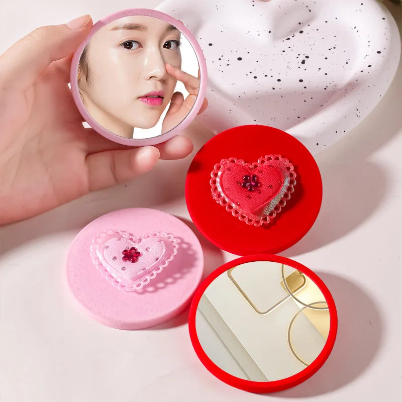 New Arrival Warm Style Heart Shape Compact Mirror Mini Heart Single Sided Mirror Plastic Pocket Mirror Lady Women Beauty Gift