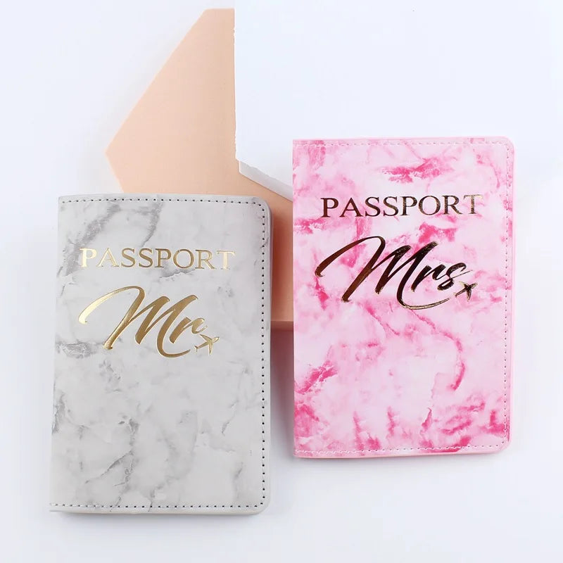 2025  New Design Gold Foiled Plane Travel Passport Holder Gold Stamping Logo PU Leather Passport Case Credit Card Passport Cover
