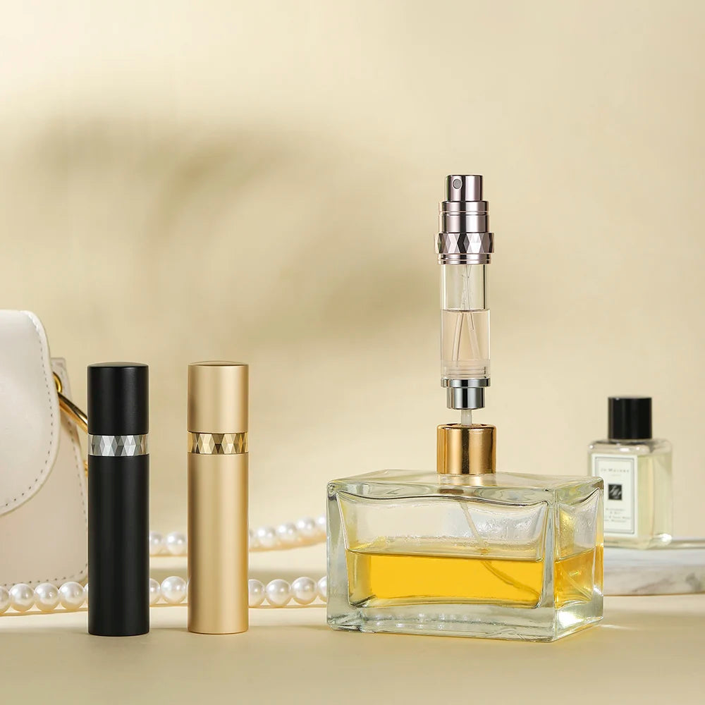 Custom logo 5ml Mini Round Bottom Refillable Fancy Travel High-end Portable Spray Empty Atomizer Spray Luxury Perfume Bottle