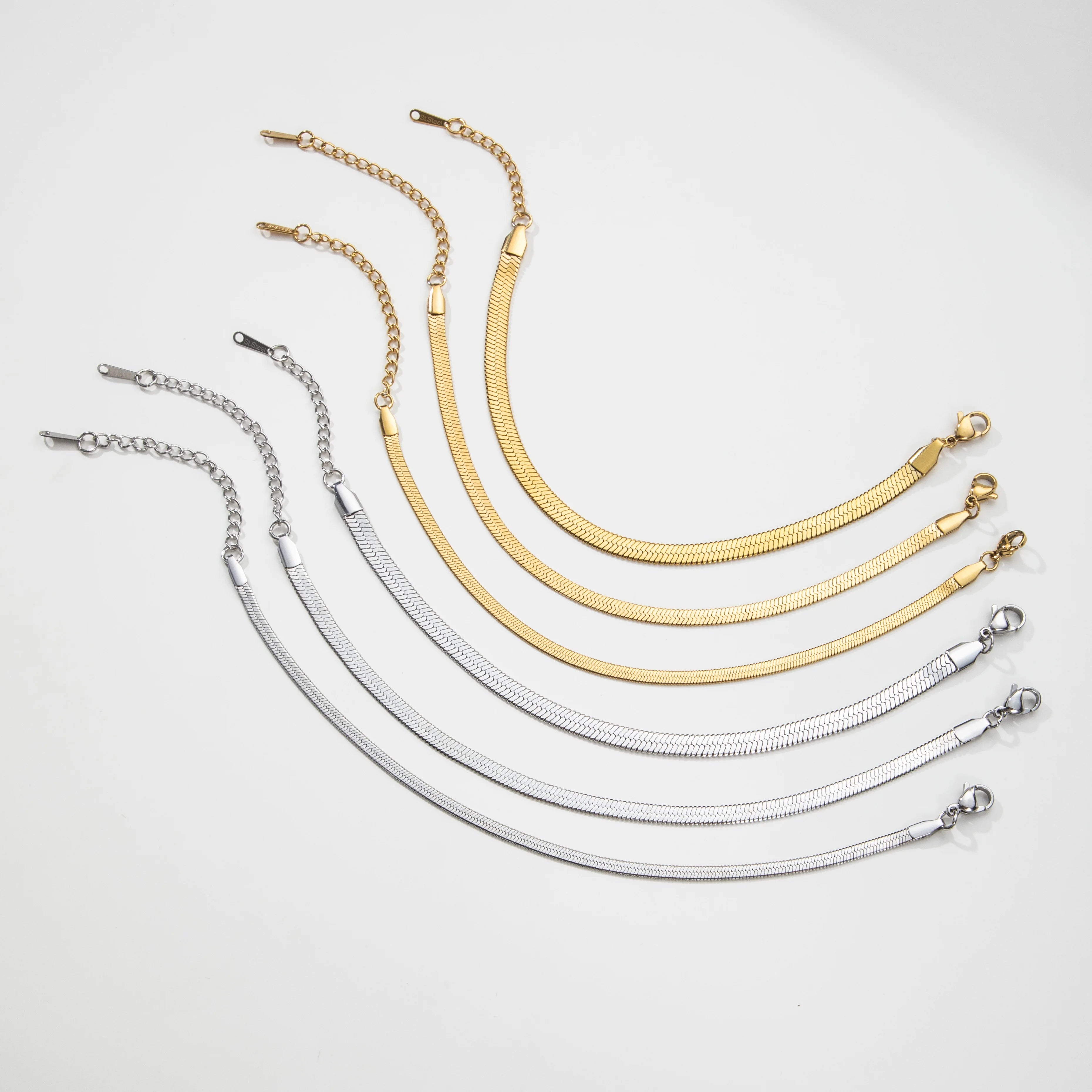 YF2945 Fashion Waterproof Jewelry Tarnish Free Stainless Steel 18K Gold Plated Thin Flat Snake Chain Bracelet for Women