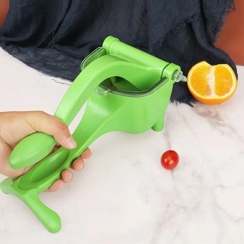 Manual Juicer Multifunctional Household Small Plastic Spiral Fruit Lemon Juicer Plastic Hand Press Juicer Factory Price