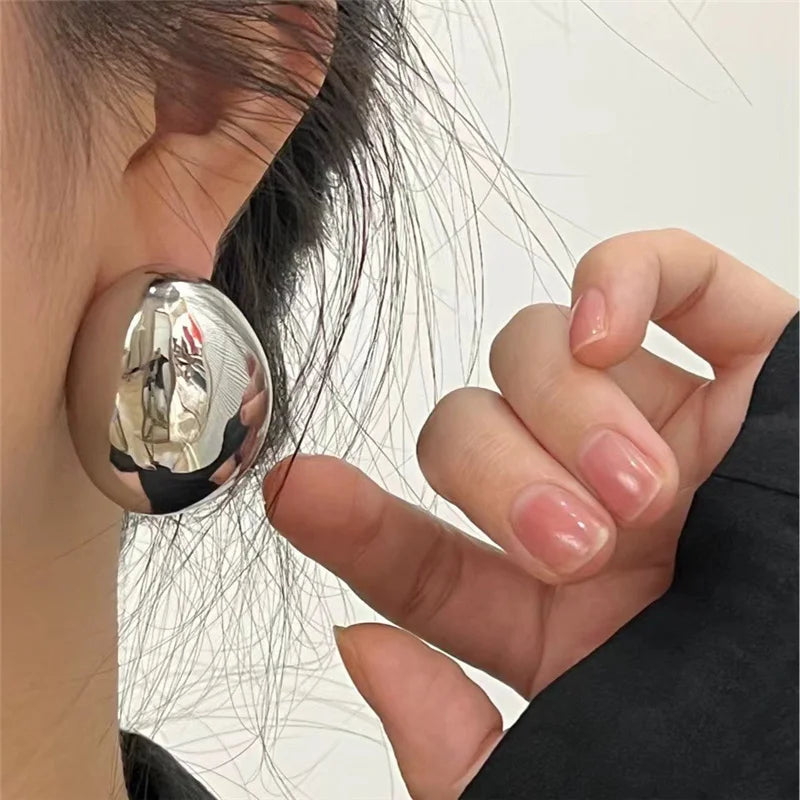 Luoyan Fashon Metal Smooth Big Round Chunky Stud Earring for Women 24k Gold Plated Hollow Geometric Earring Jewelry Gifts