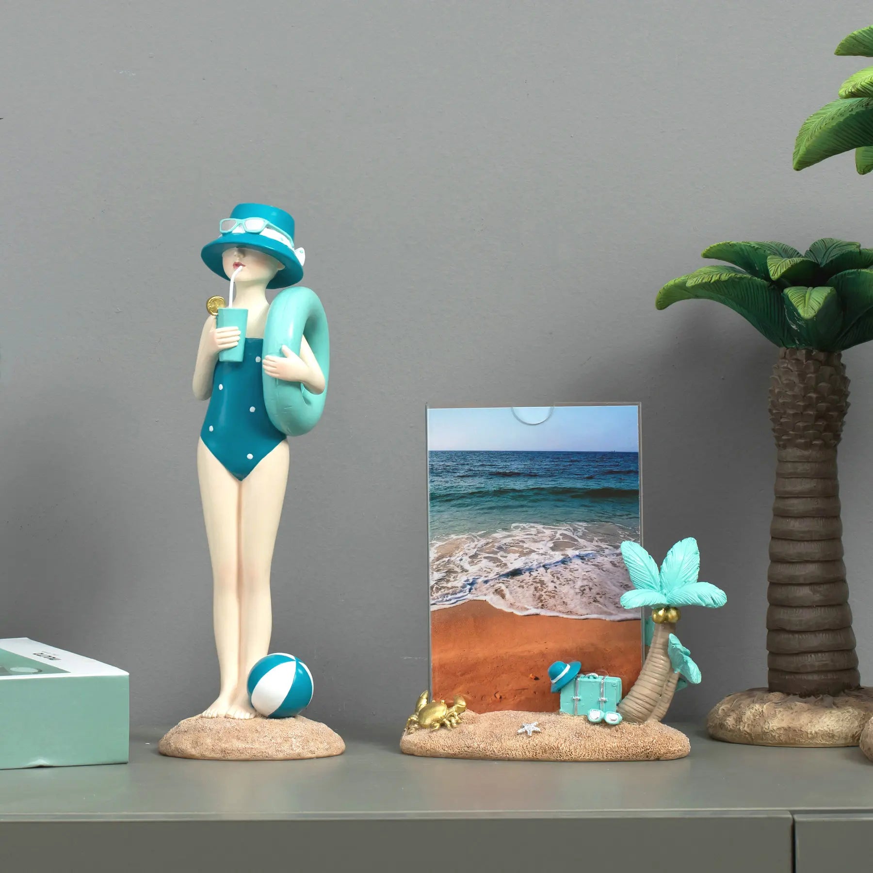 Wear Hats Swim Standing Lady Ornament Figurine Home Decoration Resin Summer Beach Sculpture