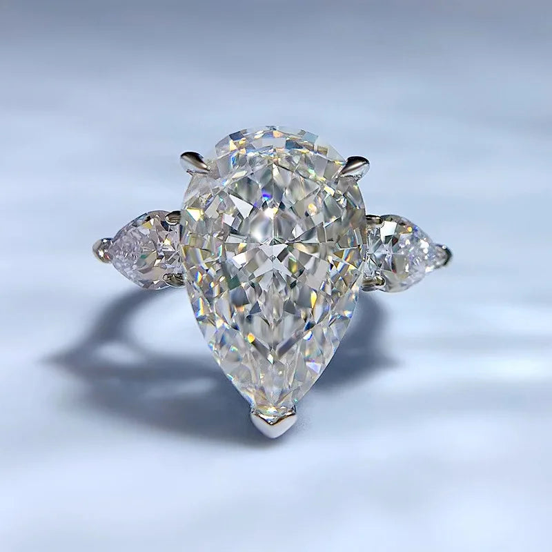 Luxury 925 Sterling Silver Pear Cut Ring Set with High-Carbon Diamonds
