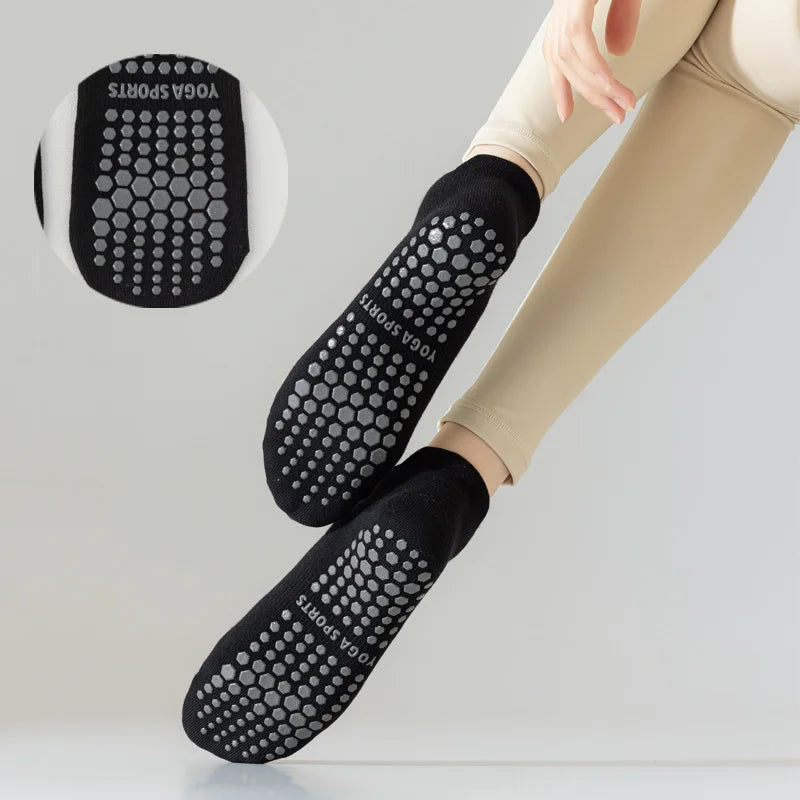 Boneless Custom Logo Grip Barre Trampoline Socks Pilates Non Slip Yoga Socks Compression Cotton Tube Ankle  Socks