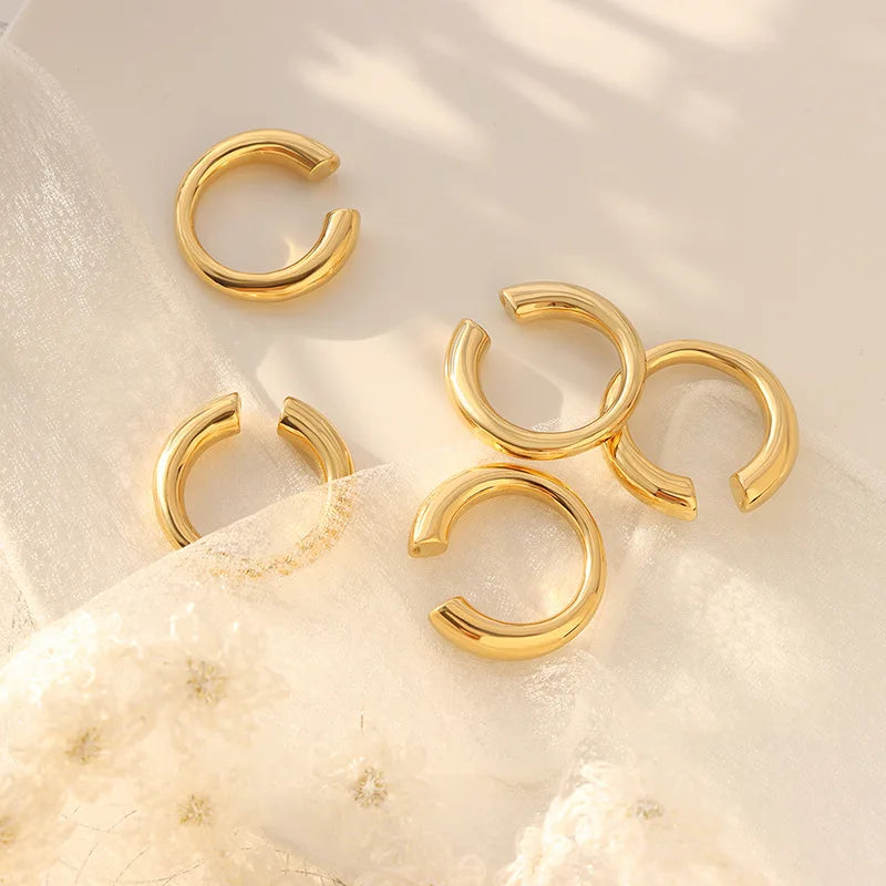 Wholesale Luxury Stainless Steel Ring for Women Open Dainty 18K Gold Plated Finger Rings Trendy Style for Wedding or Gift