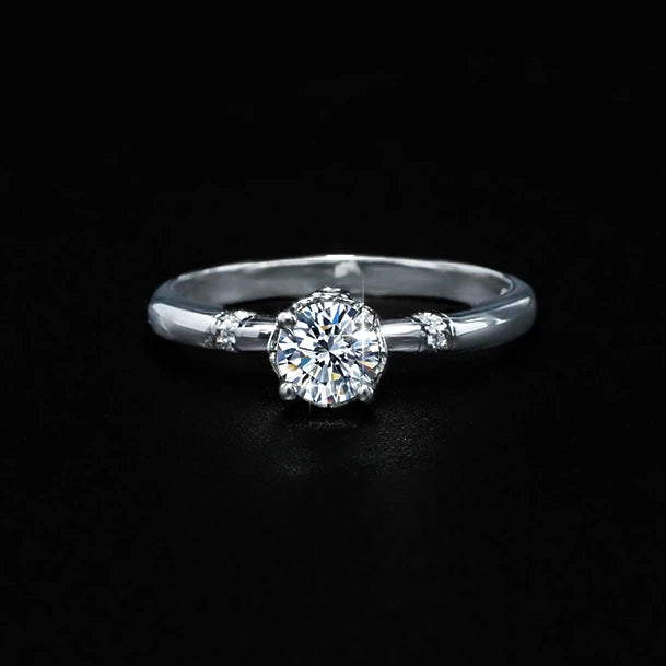 Simple S925 Sterling Silver Inlaid Flower 0.5CT Emerald Green Moissanite Ring Women Engagement Wedding Band