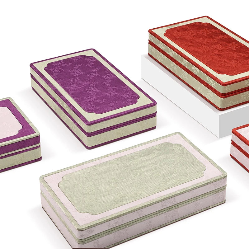 Newest Customized Luxury Velvet Ring Jewelry Display Tray Velvet Jewelry Tray for Display Jewelers Workbench Ring Show Desktop