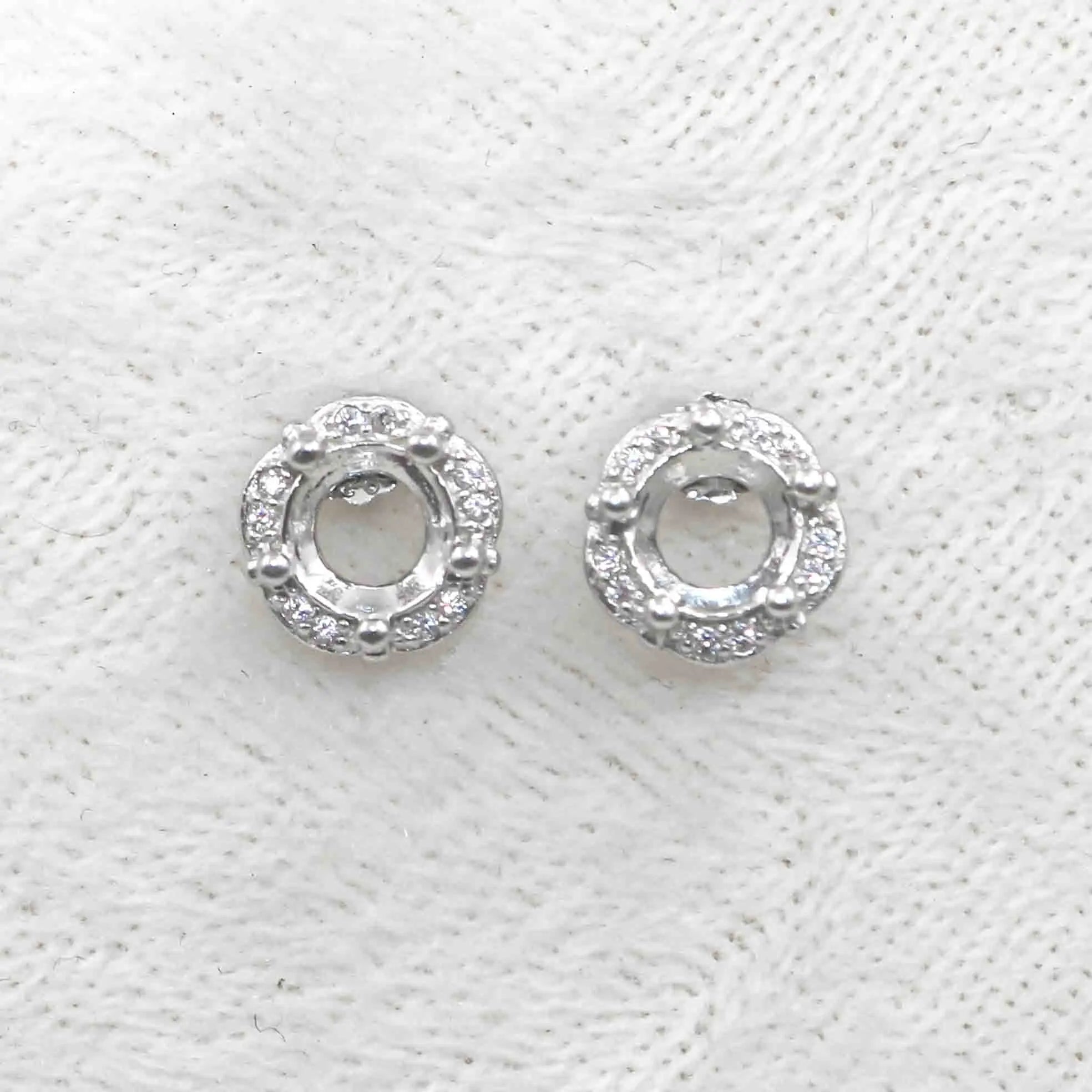 Sterling Silver 6*6mm Semi Mount Stud Earrings Empty Frame Blank Claws Setting S925 Base Hold Without Center Stone for DIY Inlay