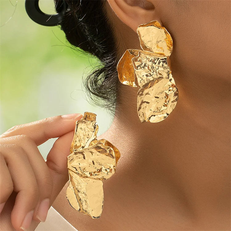 Vintage Fashion Women's Gold Geometric Statement Earrings Large Metal Dried Flower with Cute Alloy Big Studs