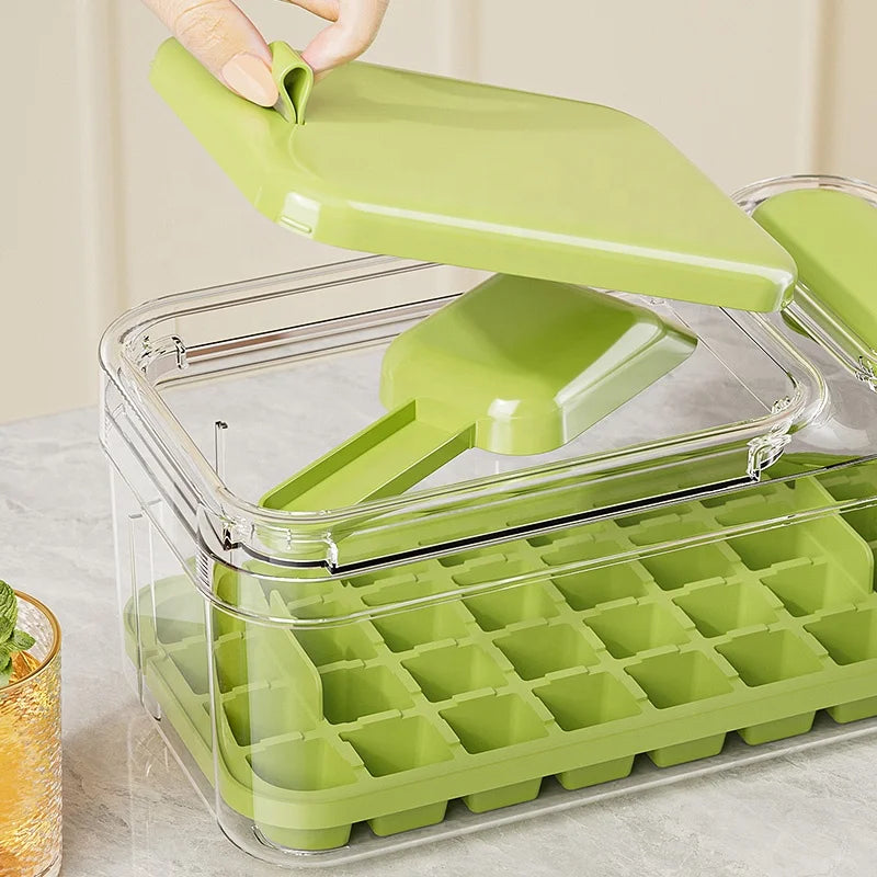 Newest Plastic Easy Release One Click Flip Out clear BPA Free Home Ice Cube Lattice Tray with Ice Storage Box