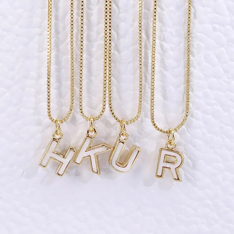 NZ1362 18K Gold Plated White Shell Initial Pendant Necklaces Personalized Name Letter Chain Necklace for Women