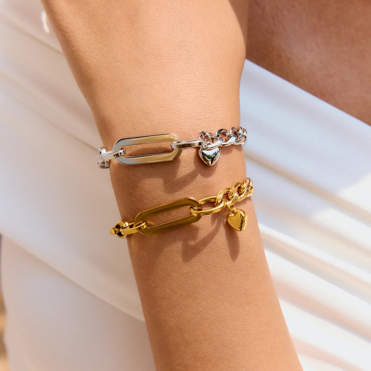 Trendy Stainless Steel Minimalist OT Clasp Heart Charm Oval Link Chain Bracelet