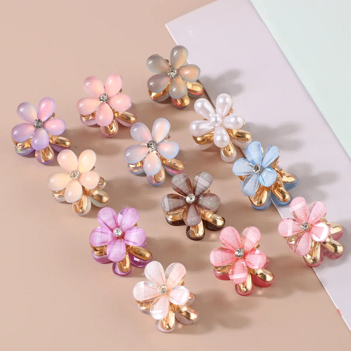 Korean New Style Opal Flower Hair Claws 2cm Mini Cute Pearl Crystal Plastic Hair Clips for Girls