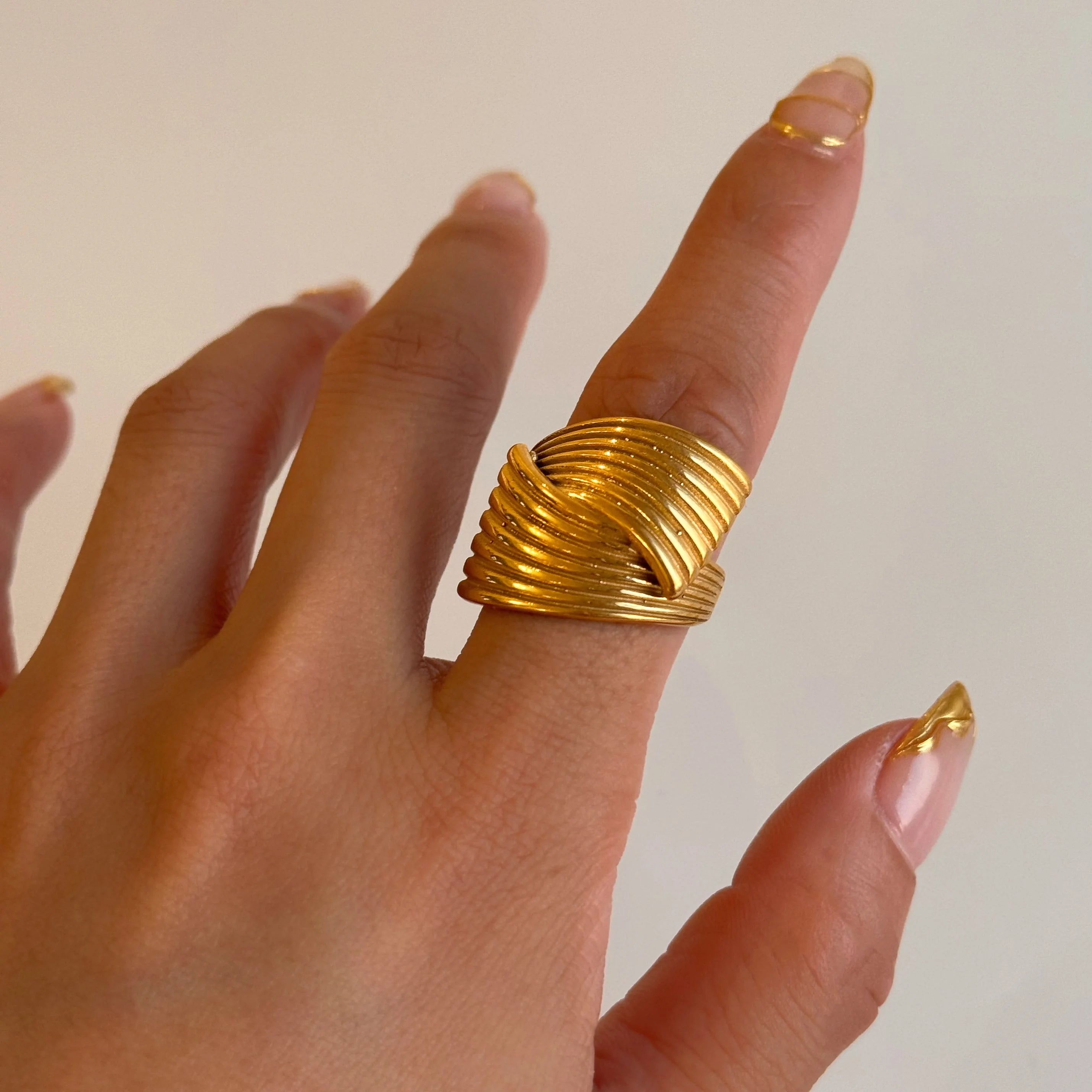 2024 Dazan HOT Winter New Ins Trendy 18k PVD Gold Plated Stainless Steel Boho Embossed Gypsy Dancer Ring Cowgirl Jewelry