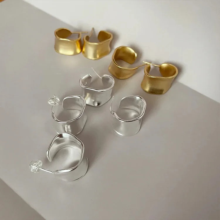 Minimalist Irregular Curved Stud Earrings Gold Silver Color Matte Hoop Earrings Frosted Stud Earrings for Women