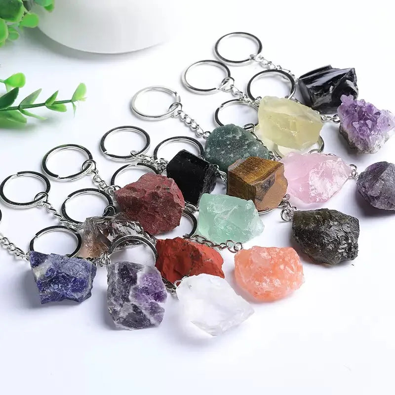 Wholesale Natural Quartz Crystal Unpolished Rough Raw Stone Keychain for Gift