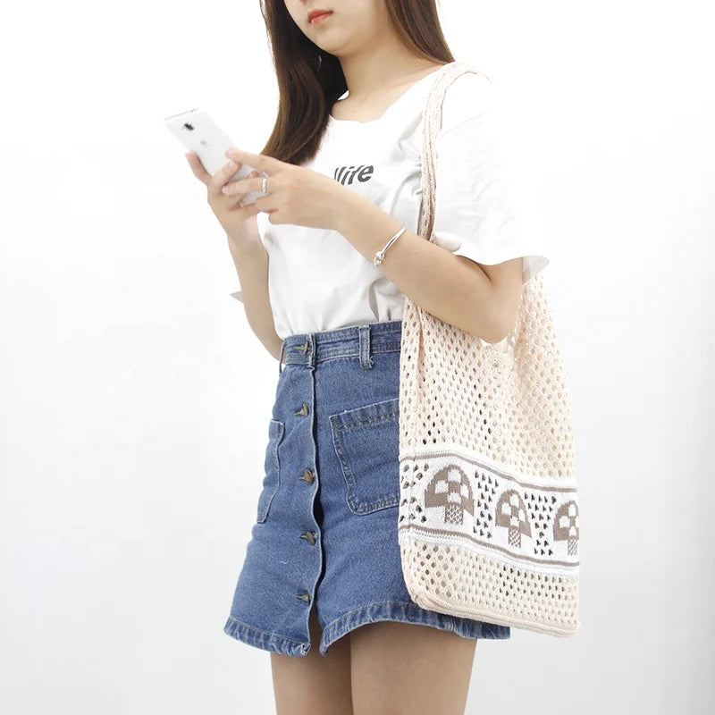 Wholesale Korean Design Summer Wool Mesh Beach Bag Boho Vintage Knitted Women's Shoulder Shopping Bags Two Handles Open Closure