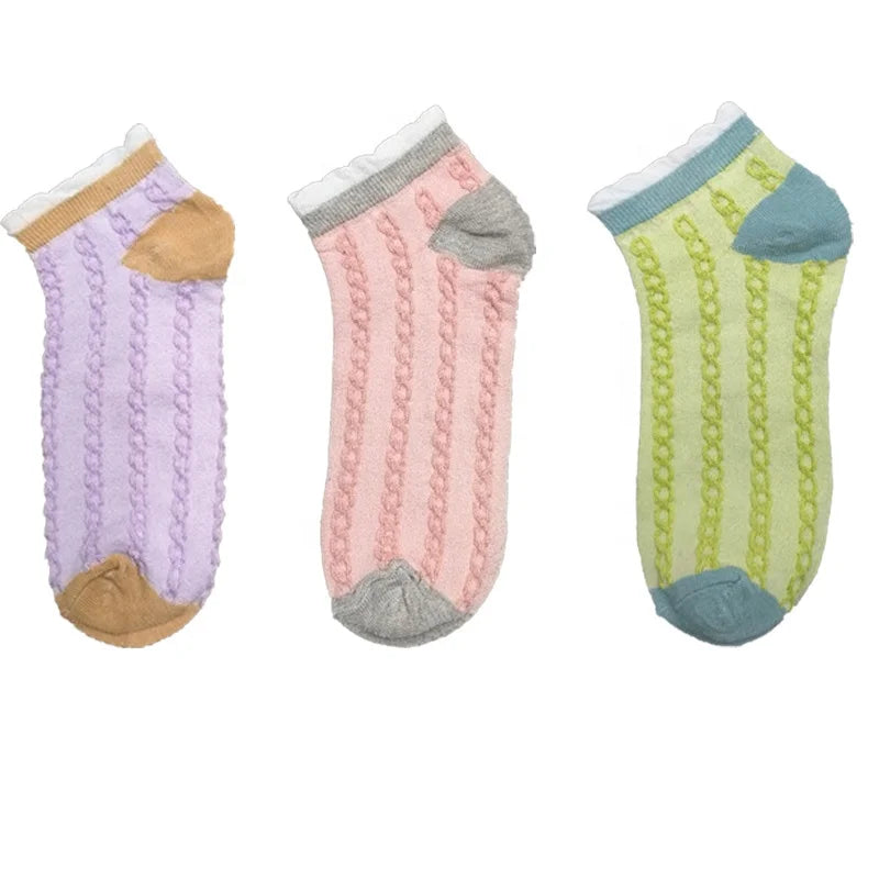 Custom Women's Floral Pattern Ankle-Length Socks Breathable Casual Knitted Design with Anti-Slip Feature Disposable Logo Body
