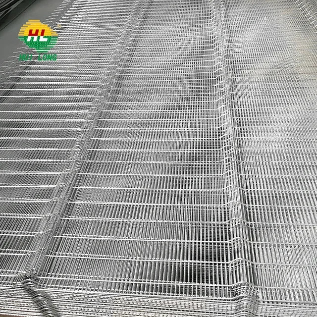Heavy Duty Heat Wire Mesh Spiral Razor Barbed Wire Fencing Square Post 358 Anti Climb Fence Galvanized PVC Coated Powder Coated