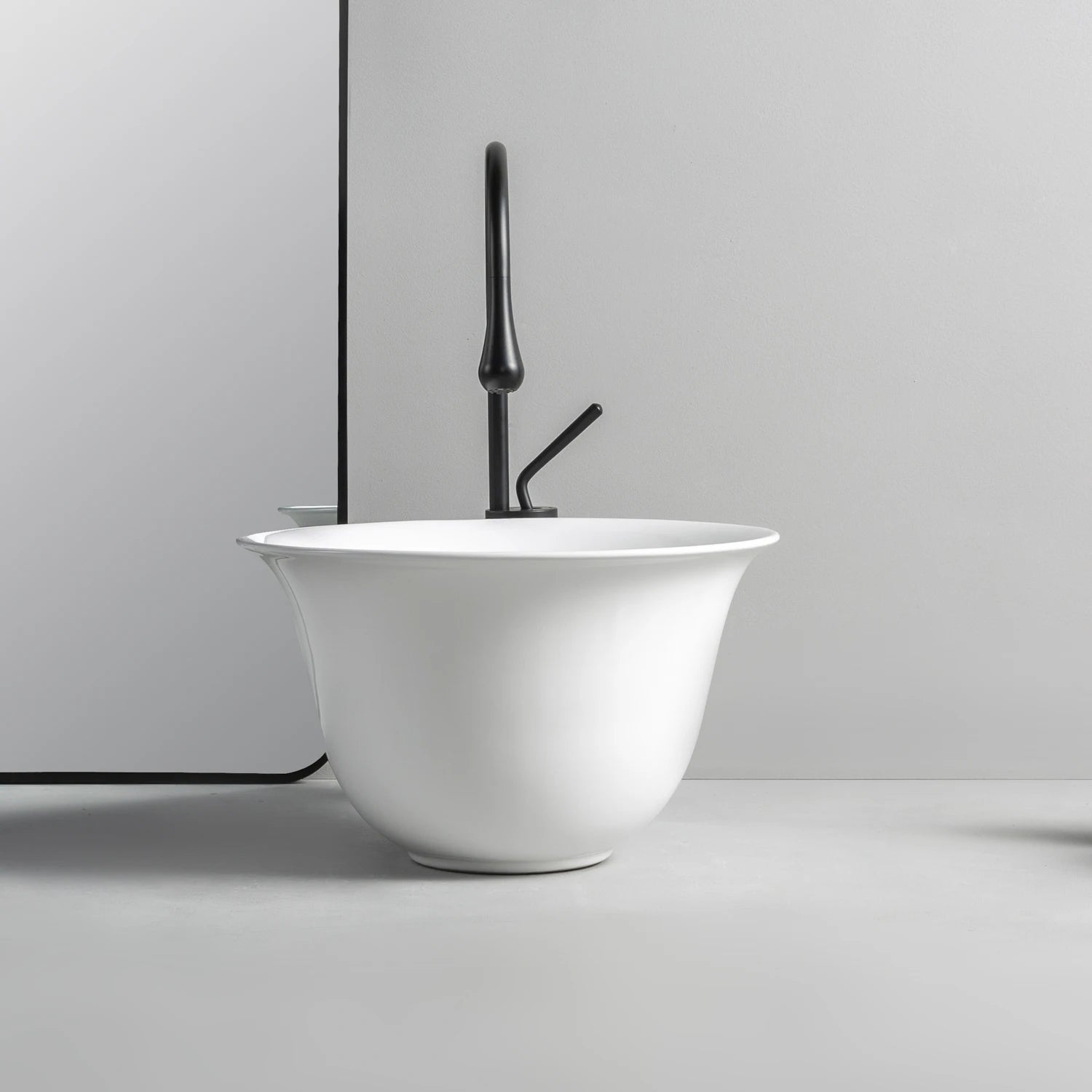 Sanitary Ware Creative Deep Design Table Top Ceramic Wash Basin Sink for Bathroom