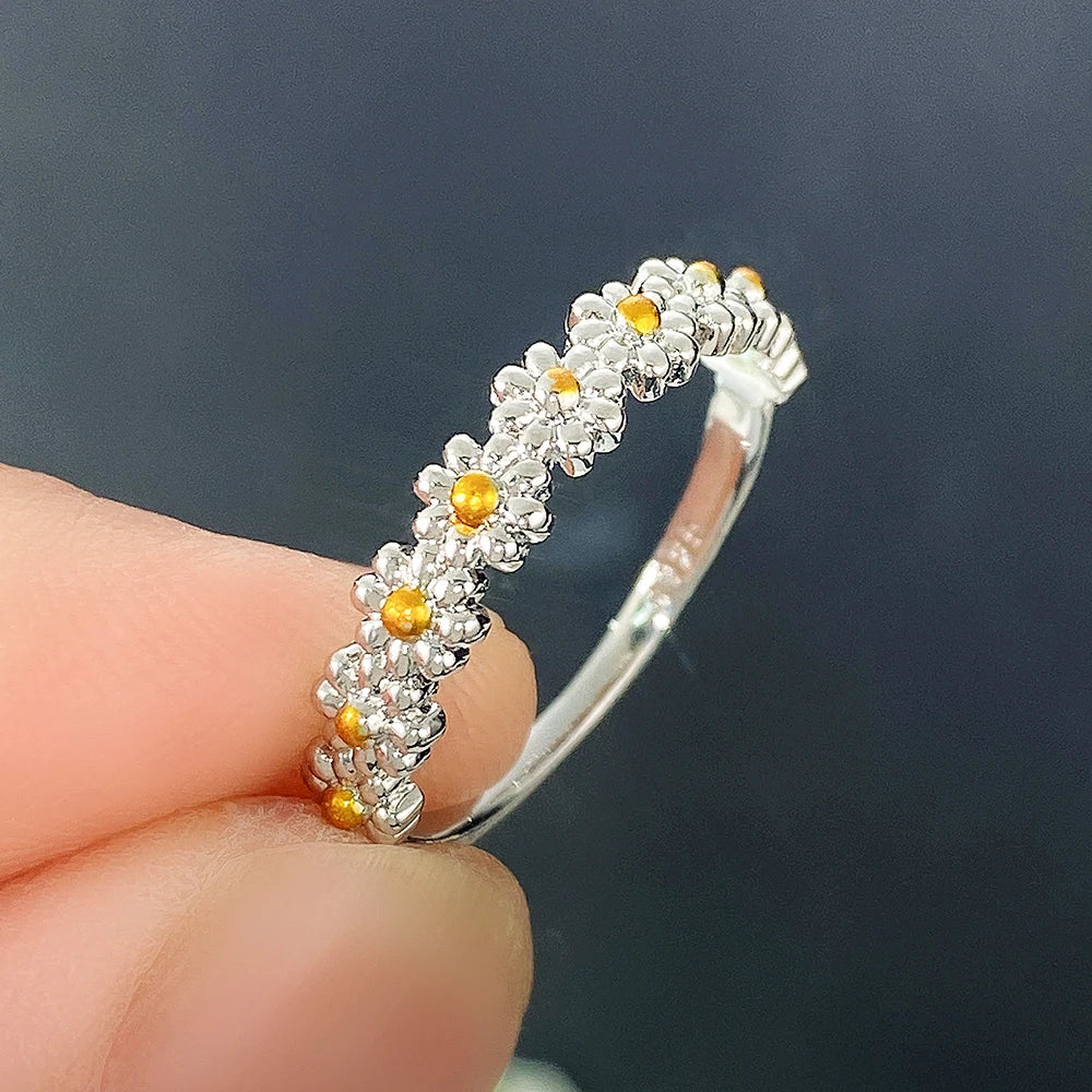CAOSHI Simple Fashion Women Contracted Hand Jewelry Spot Silver Plated Beautiful Small Daisy Flower Ring