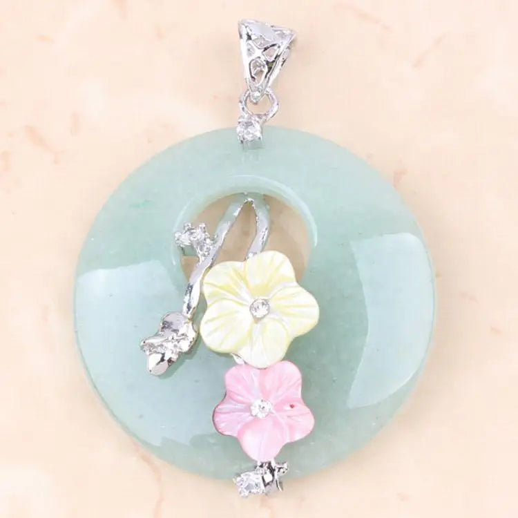 Wholesale Flower Charm Natural Green Aventurine Gemstone Donut Pendant Healing Crystal Round Pendant Top Quality Jewelry