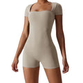 GZZC-CLT8129 Hot Sale New Style Women's Fashion Solid Color Breathable Yogasuit Ladies Short Sleeve Sportswear.