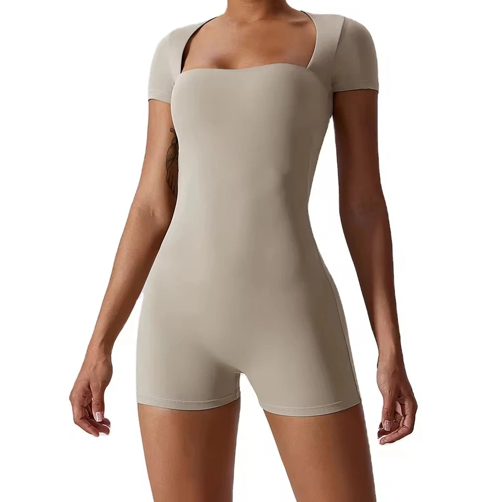 GZZC-CLT8129 Hot Sale New Style Women's Fashion Solid Color Breathable Yogasuit Ladies Short Sleeve Sportswear.