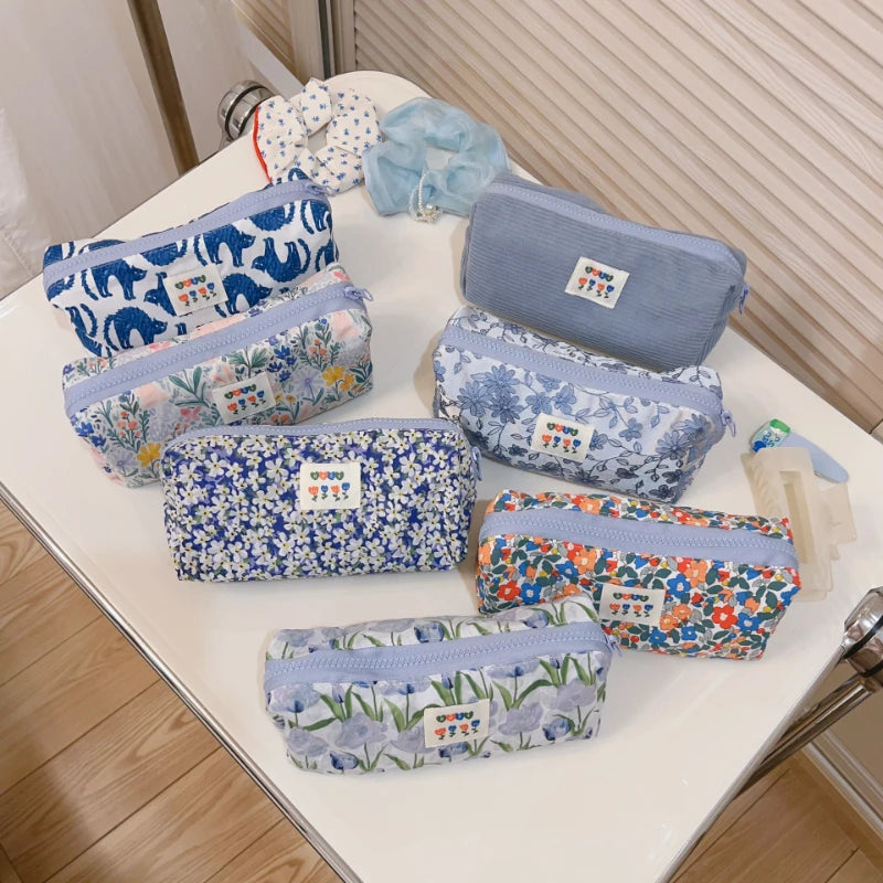 Sweet Blue Casual Girls Pencil Case Vintage Flower Women's Portable Storage Bag Cute Floral Female Makeup Cosmetic Bags Clutch