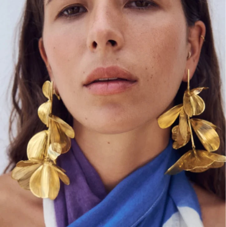 New Design Bohemian Vintage Metal Gold Big Pearl Flower Earrings Long Tassel Crystal Floral Drop Earrings Wedding Accessories