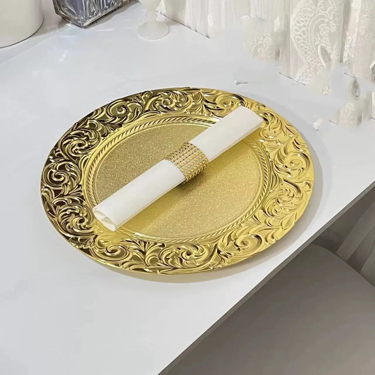 2022 Premium Plastic Wedding Banquet Plate with New European Pattern 13 Inch Super Flash Main Plate Minimum Order 100pcs