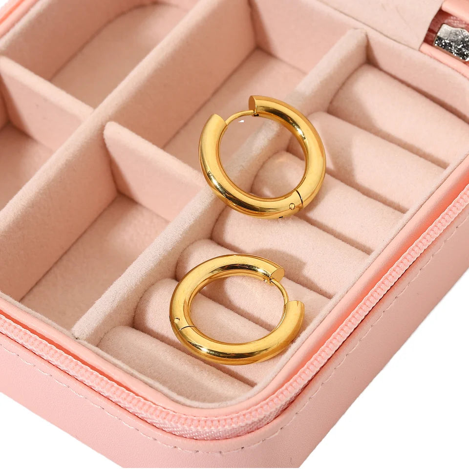 Simple Classic Circle Earrings for Women 18k Gold Plated Stainless Steel Solid Hoop Trendy Wedding and Gift Accessory
