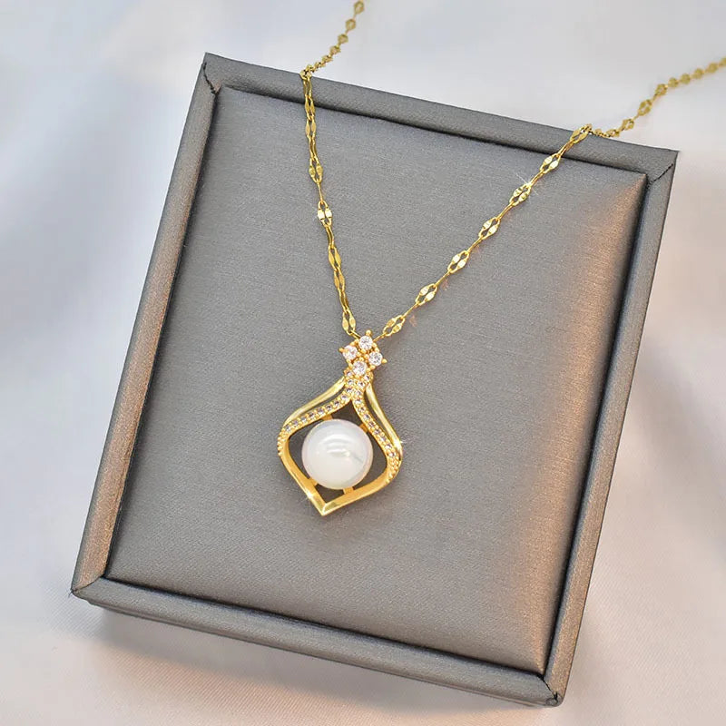 Fashion Clavicle Chain Birthday Jewelry Pearl Necklace for Women Girl Stainless Steel Water Drop Pearl Pendant Necklace