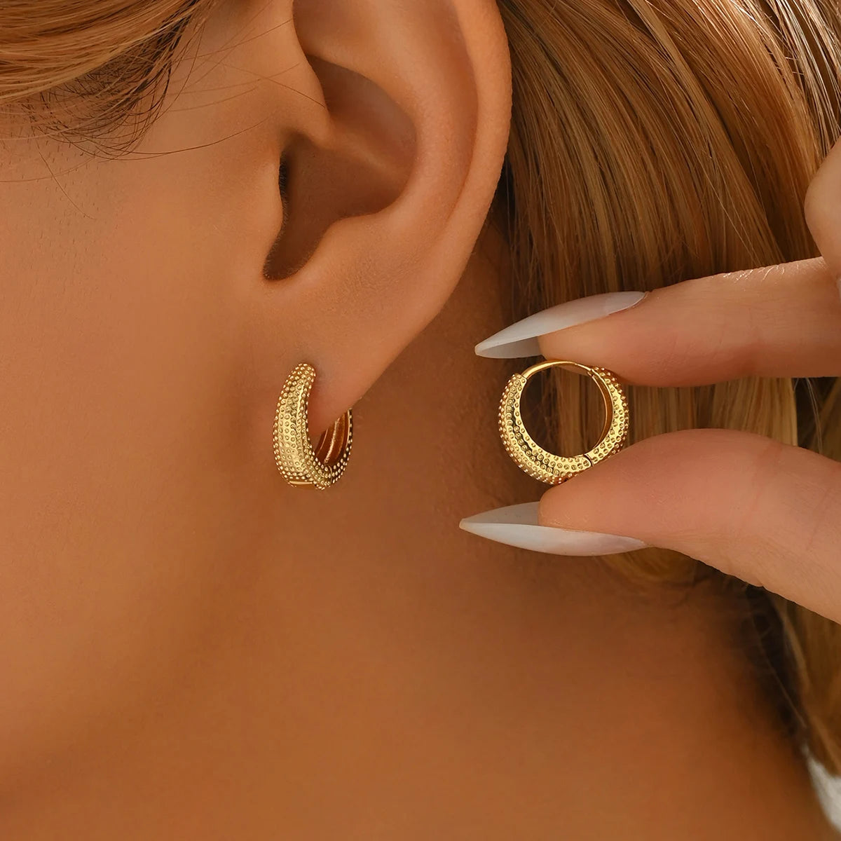 New Fashion Unique Texture Design Circle Copper Hoop Earrings Retro High Stylish Wedding Gifts for Women Trendy Style