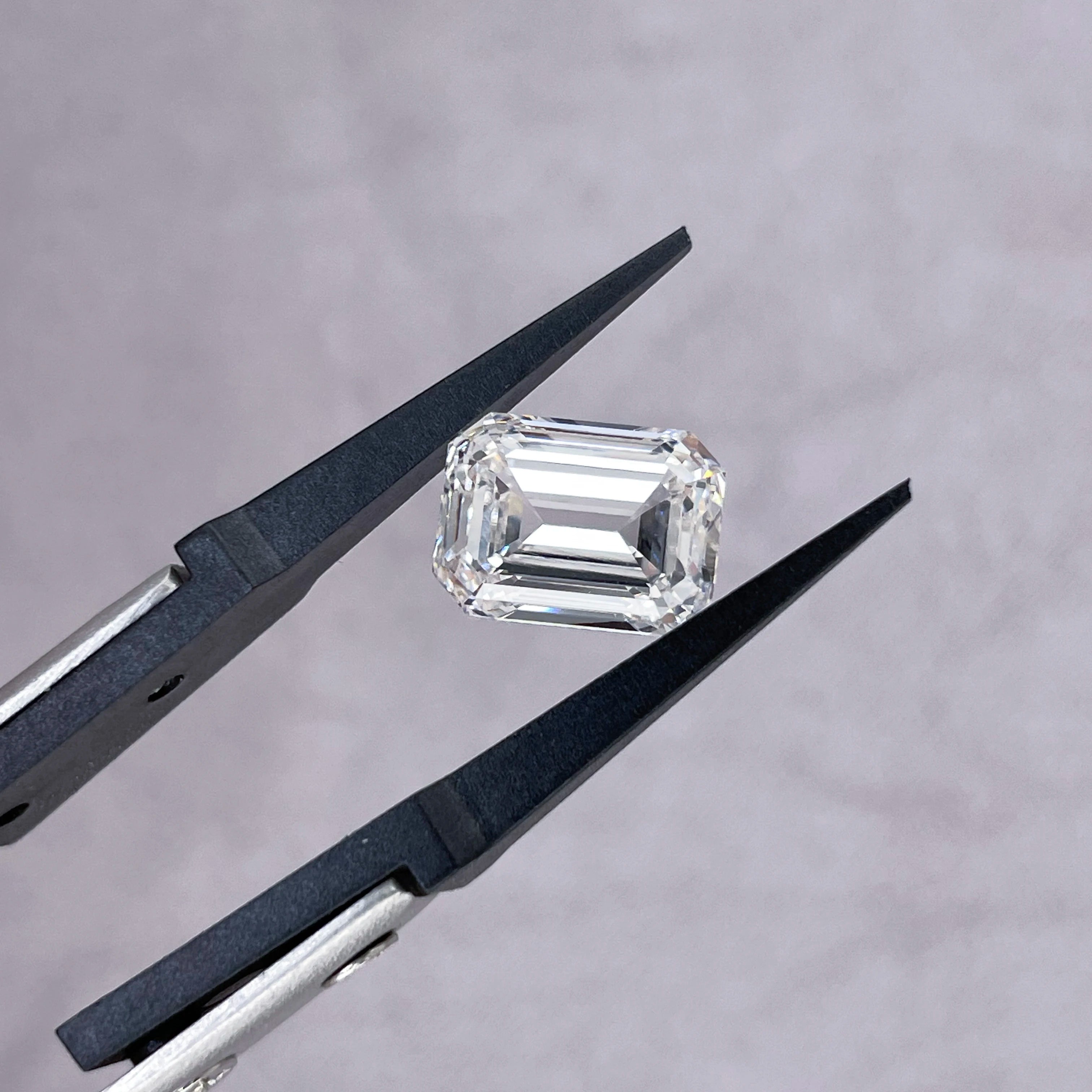 HPHT 3Carat Emerald Cut Lab Grown Diamond  D E F Color  VVS2 VS1 Clarity Loose Synthetic Diamond With IGI Certificate