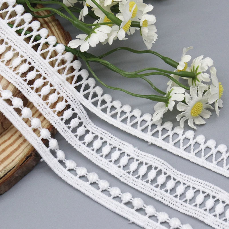 Factory Wholesale 100% Polyester Lace Trim Ribbon Water Soluble Lace for Garment