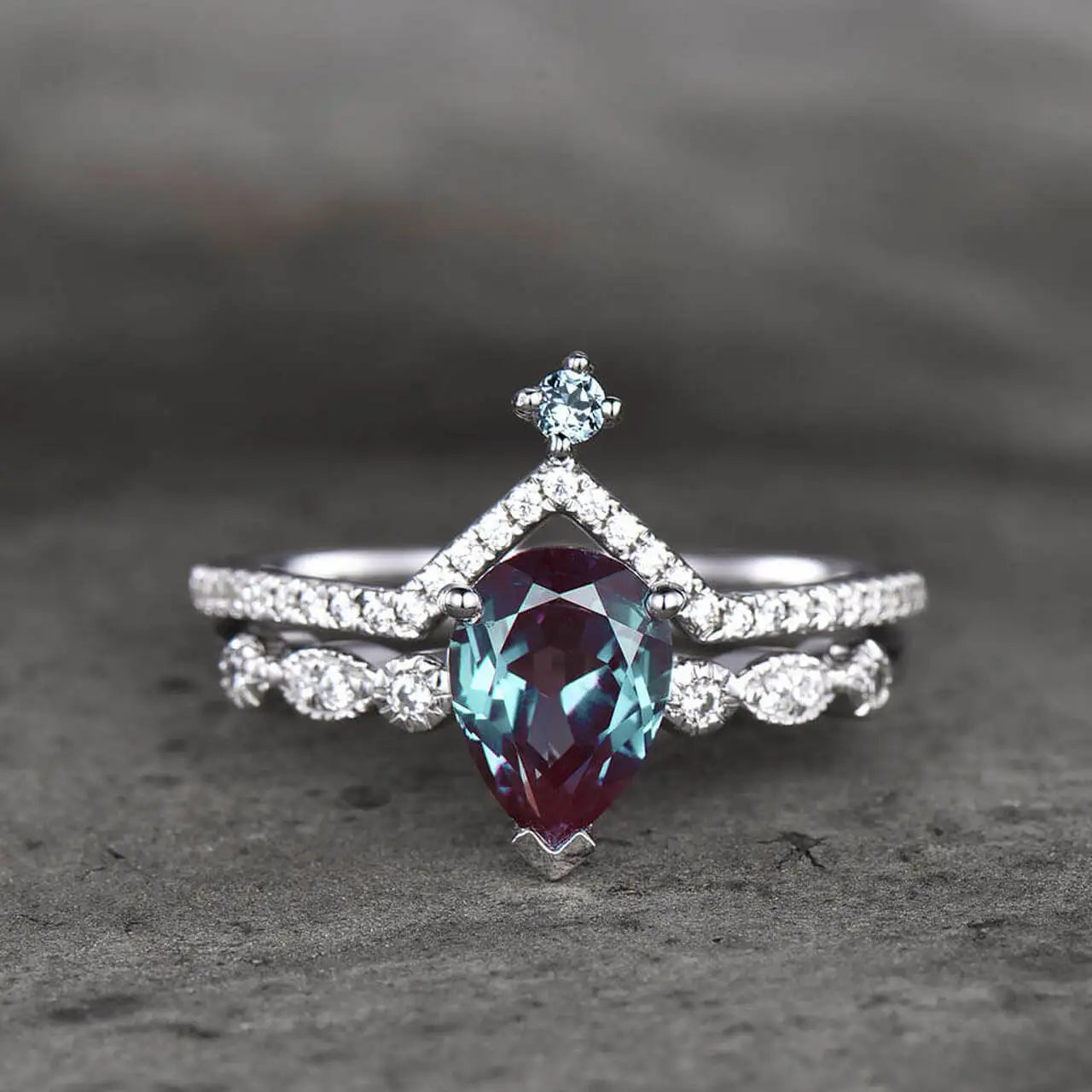 925 Sterling Silver Jewelry Synthetic Alexandrite Stone Wedding Band Ring Set