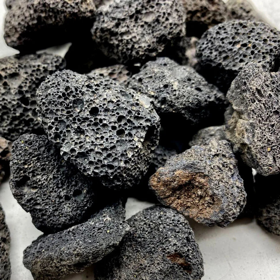 Wholesale 2-4cm No Fire Aromatherapy Fragrance Expanding Stone Volcanic Stone Aromatherapy Base for Fish Tank Flowerpot Decor