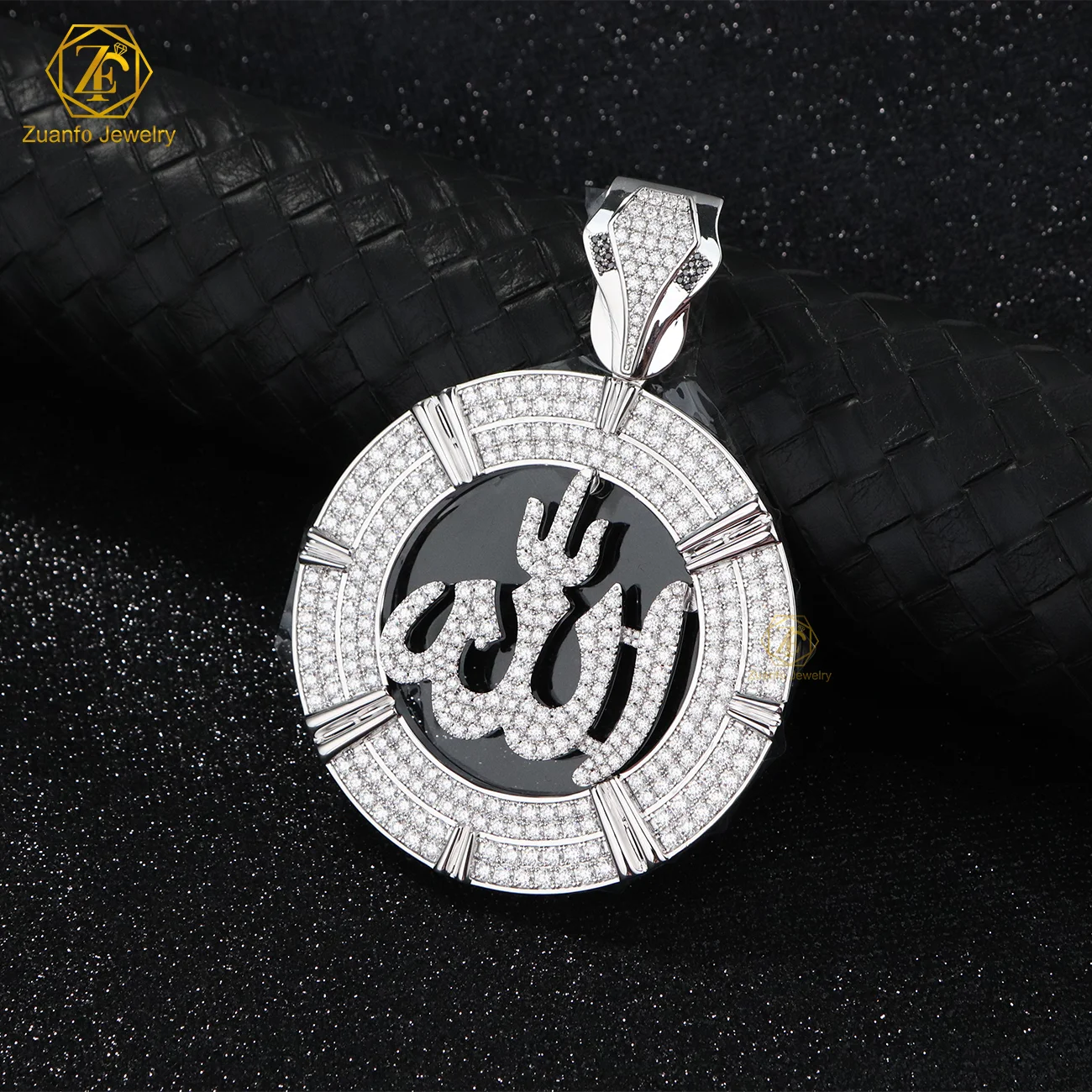 2026 Custom 925 Sterling Silver HipHop Style Fine Bling Jewelry Moissanite Round Pendant Charm for Children's Parties Fully Iced