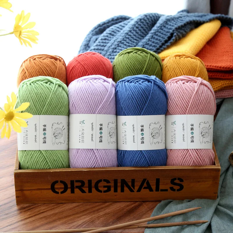 Factory Hot Sale 6ply Combed Milk Cotton Yarn100g for Scarf Hat Hand Crochet