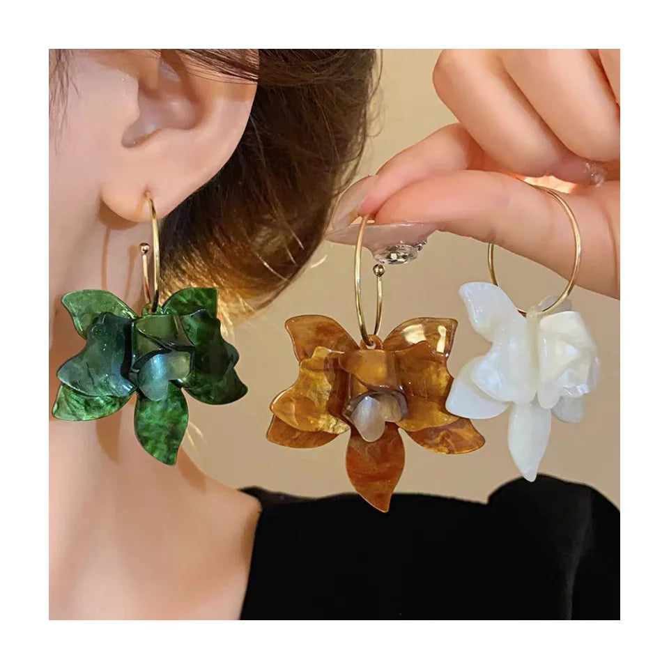 Exaggerated Women's Trendy Flower Shaped Acrylic Drop Earrings Acrylic Flower Dangle Earrings