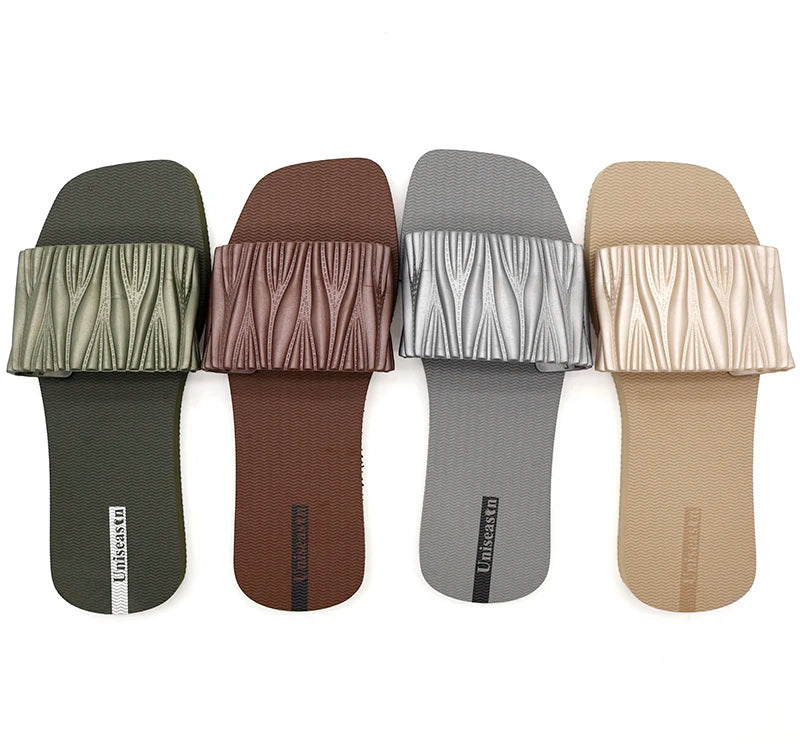 Hot Sale Womens Slide Sandal  in Good Shape for Summer slippers