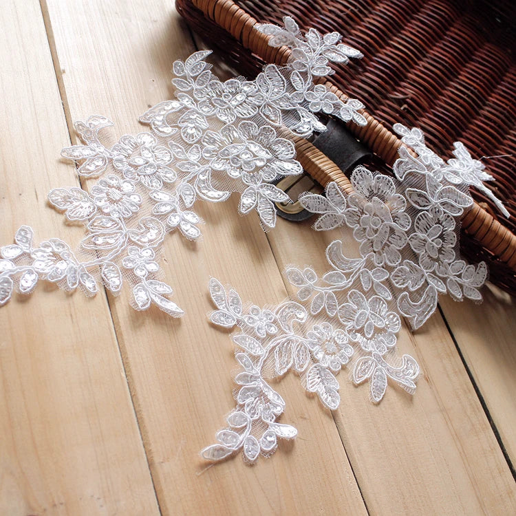 Wedding Dress DIY Lace Embroidered Flower Applique with Sequins for Shoes and Bags Decoration for Wedding Veil Use