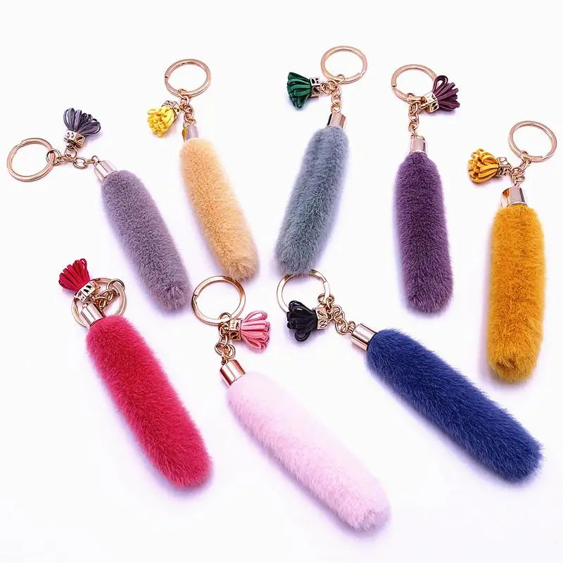 Fluffy Pompom Keychain Accessories Rabbit Fur Balls Designers Plush Key Chains Kawaii Wholesale Strip Tail Porte-cles Key Rings